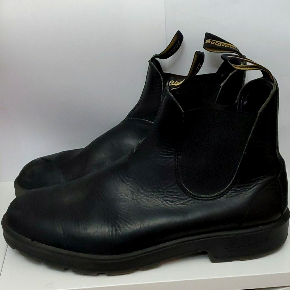 Blundstone size 8 Mens